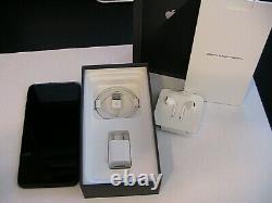 New Apple iphone 8 Plus A1864 Factory Unlocked 256GB 1 Year Extended WARANTY OPN